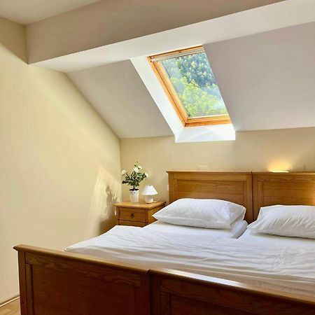 Hotel Alpine Log pod Mangartom ภายนอก รูปภาพ